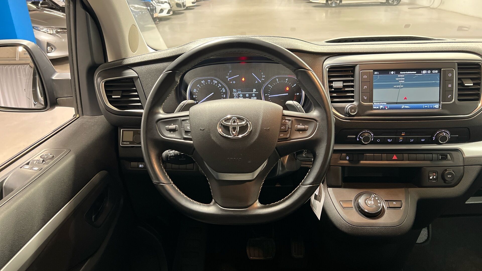 Toyota Proace Verso iso kuva 15