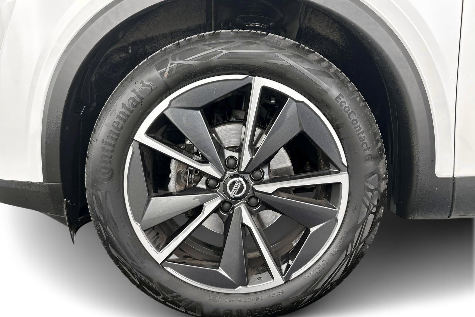 Nissan Qashqai iso kuva 30