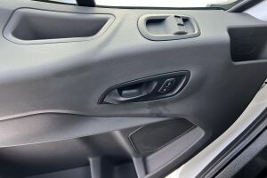 Ford Transit esikatselu 20