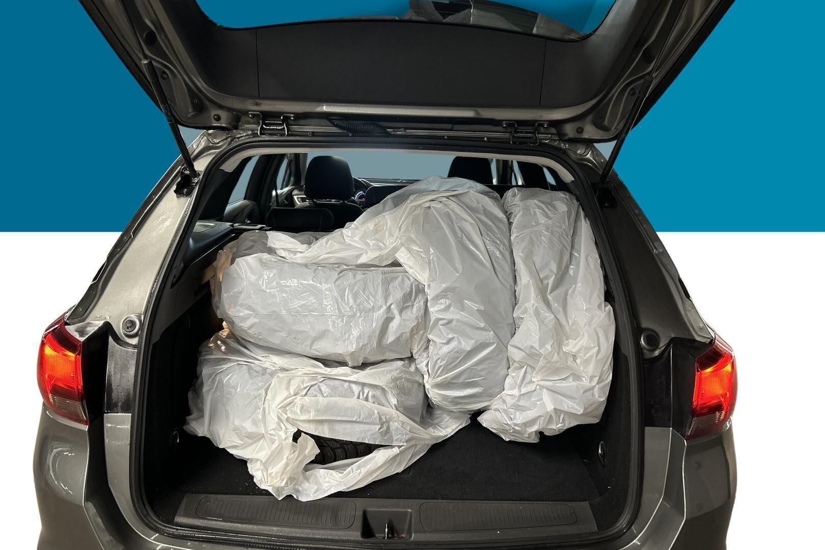 Opel Astra iso kuva 12