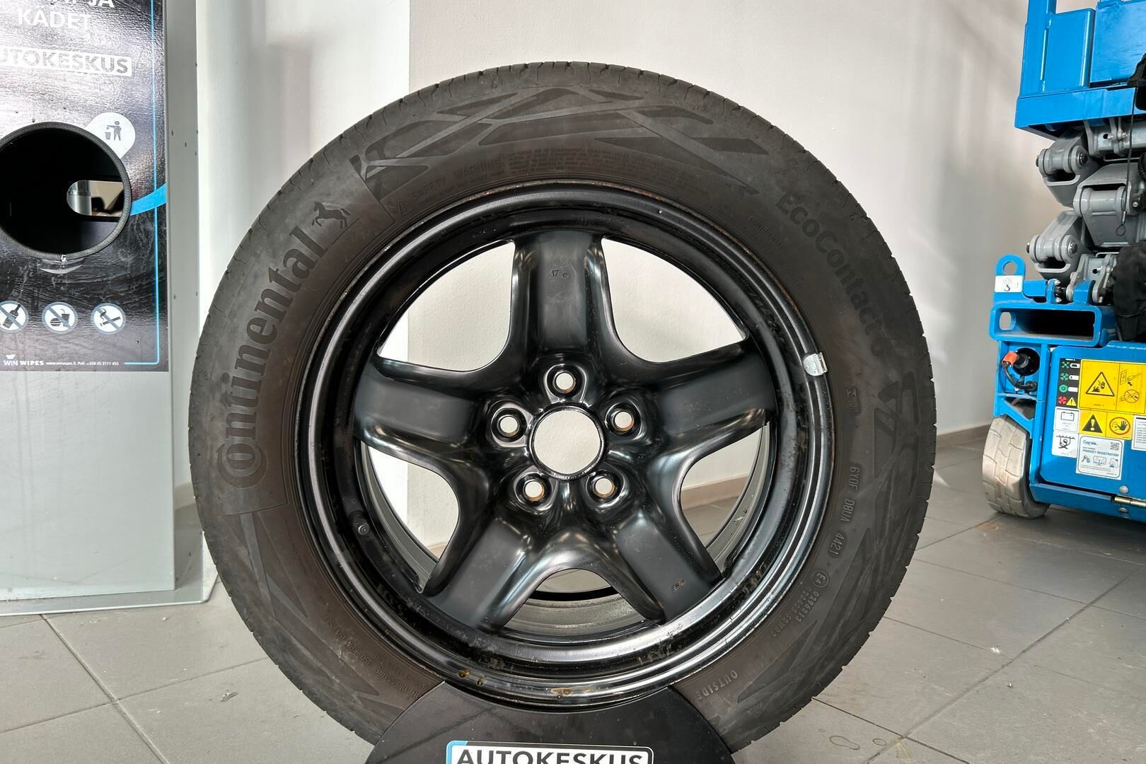 Opel Astra iso kuva 13