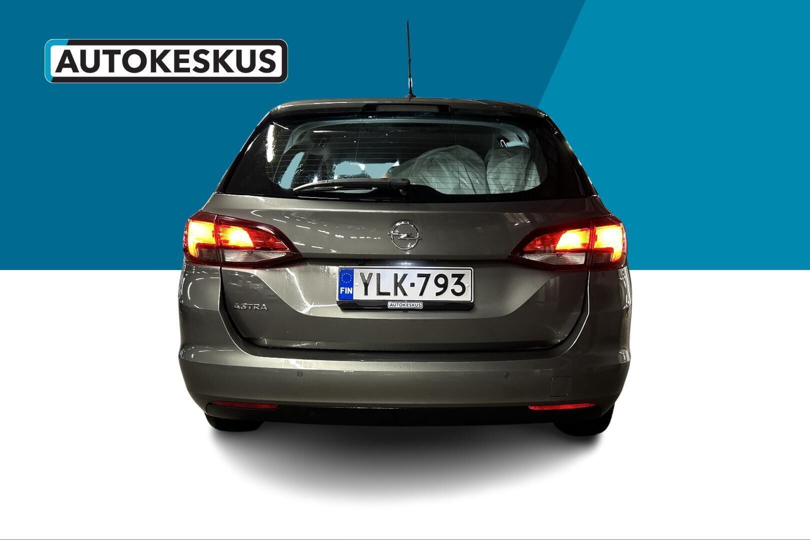 Opel Astra iso kuva 6