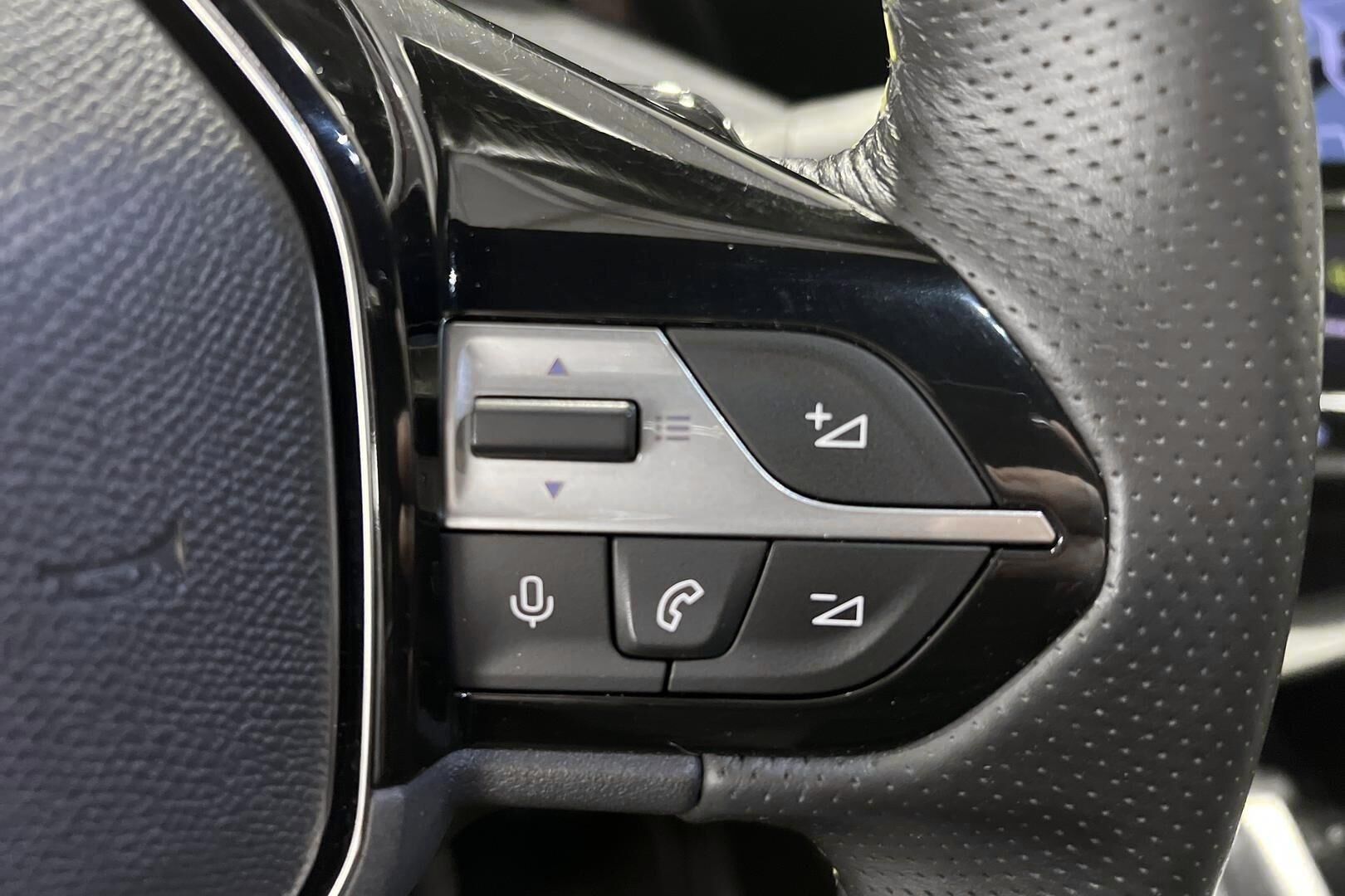 PEUGEOT 308 iso kuva 12