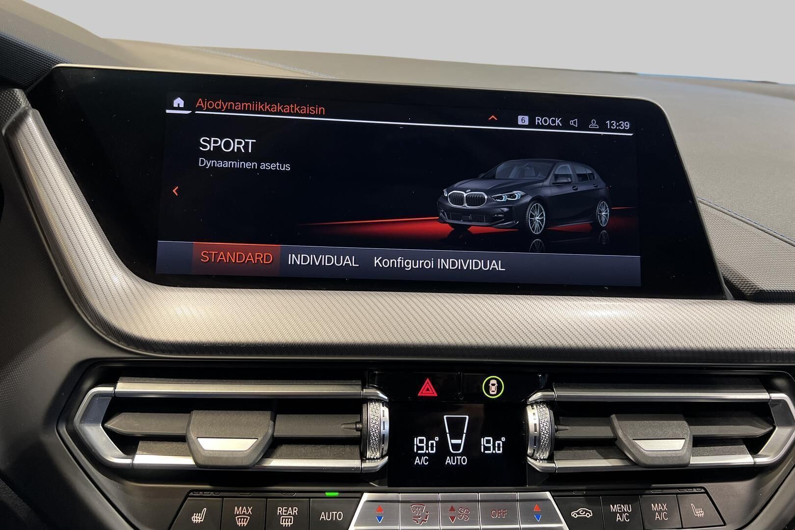BMW 1-SARJA iso kuva 24