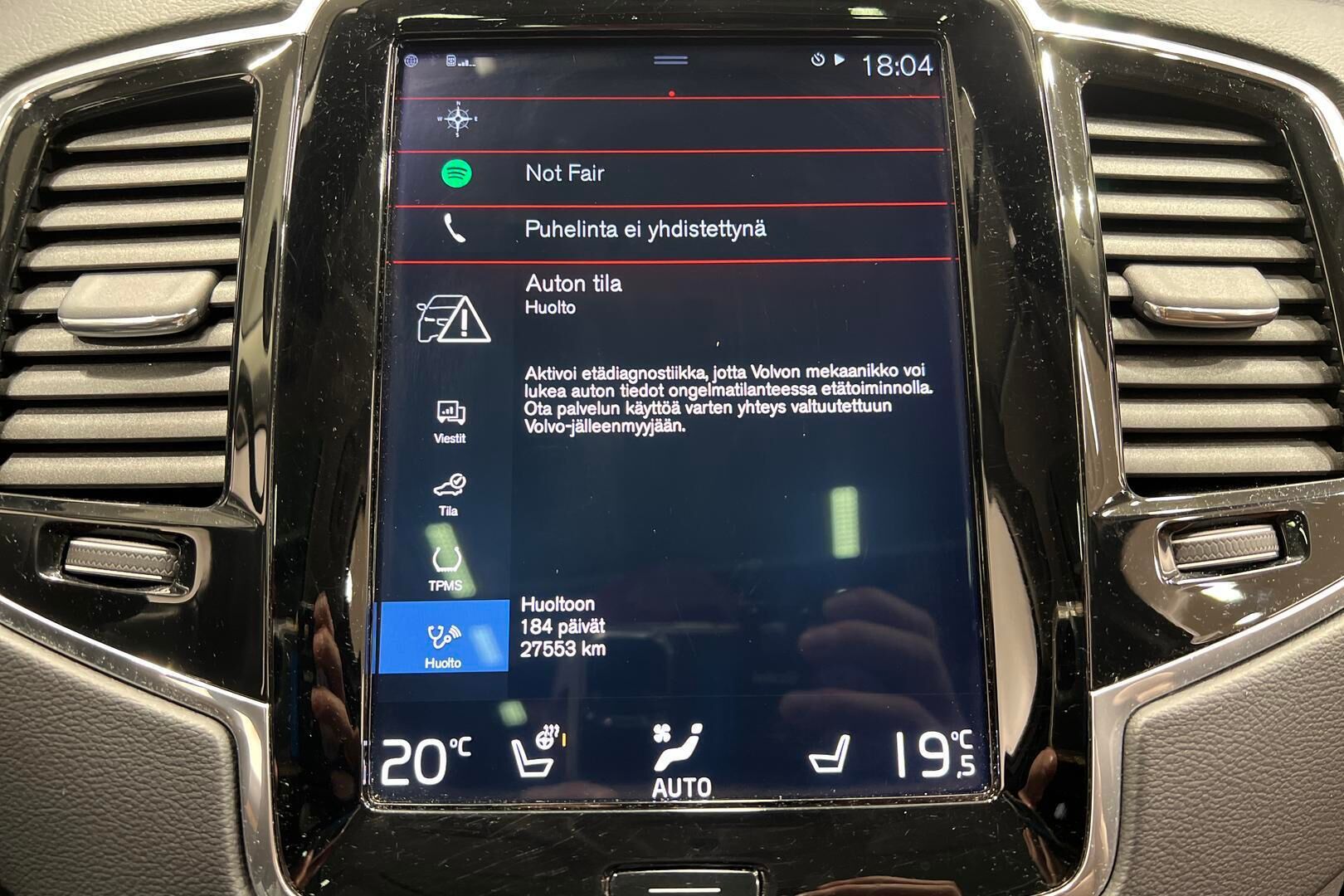 Volvo XC90 iso kuva 17