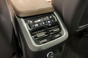 Volvo XC90 esikatselu 32