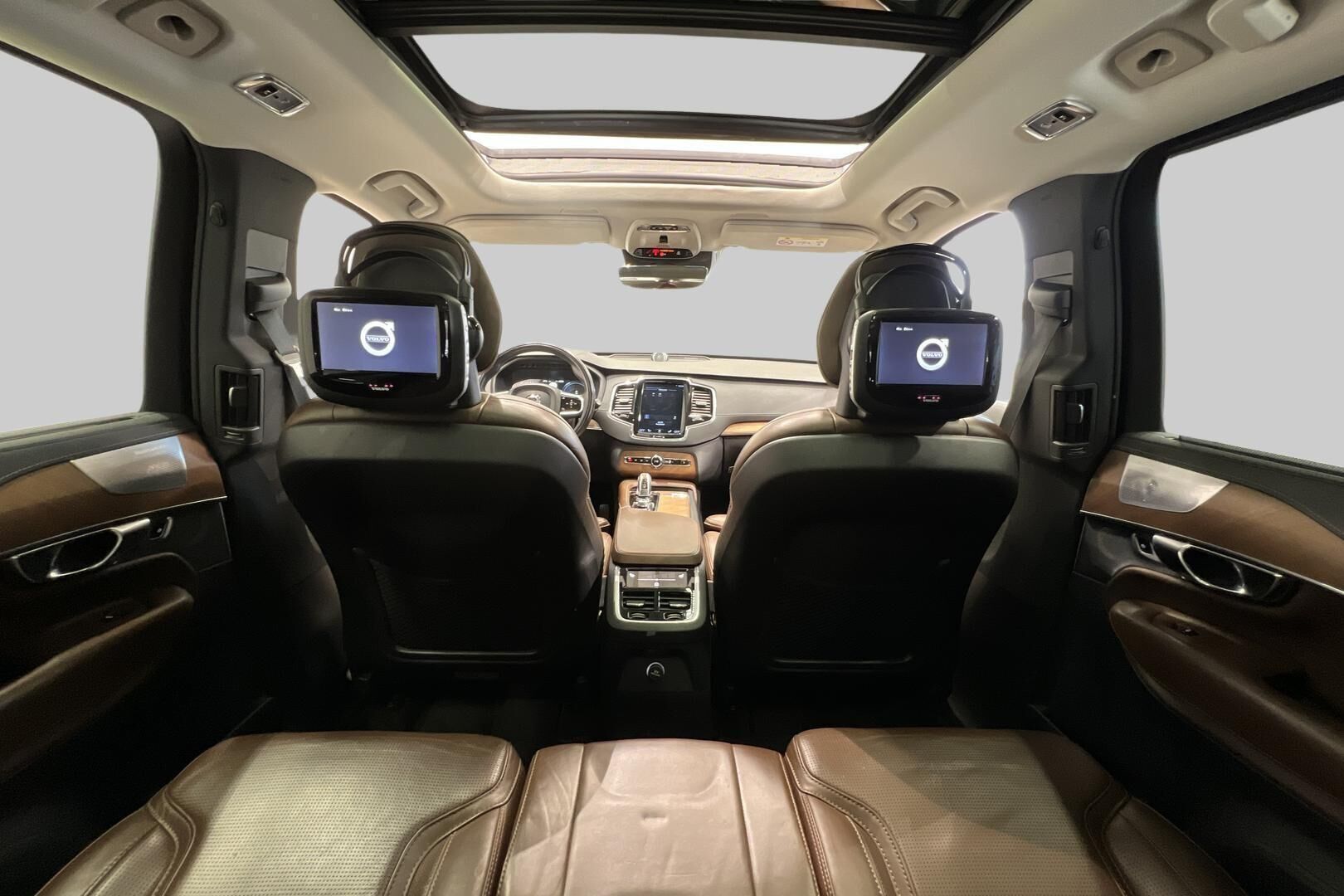 Volvo XC90 iso kuva 34