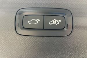 Volvo XC90 esikatselu 38