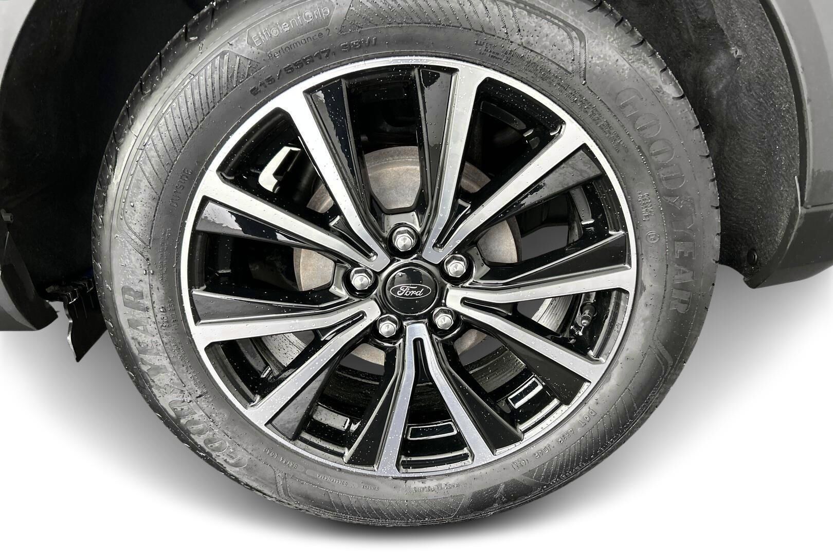 Ford Puma iso kuva 12