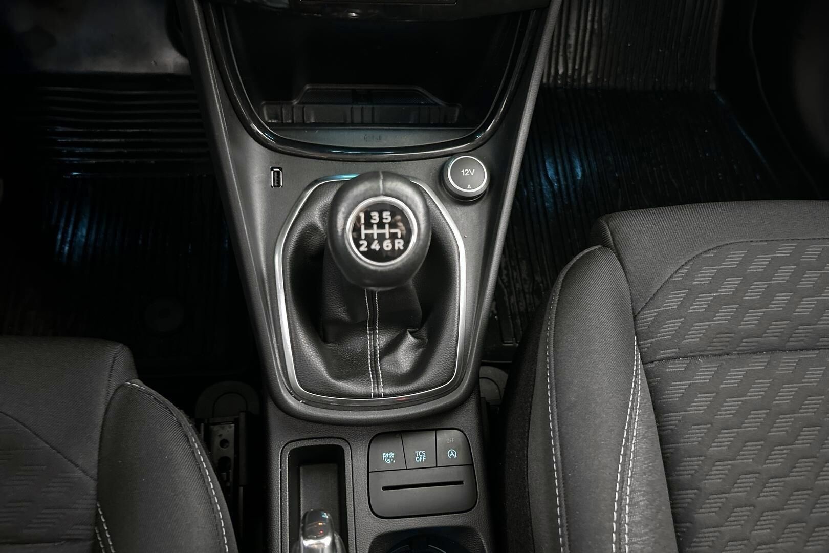 Ford Puma iso kuva 19