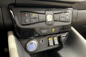 Nissan Leaf esikatselu 18