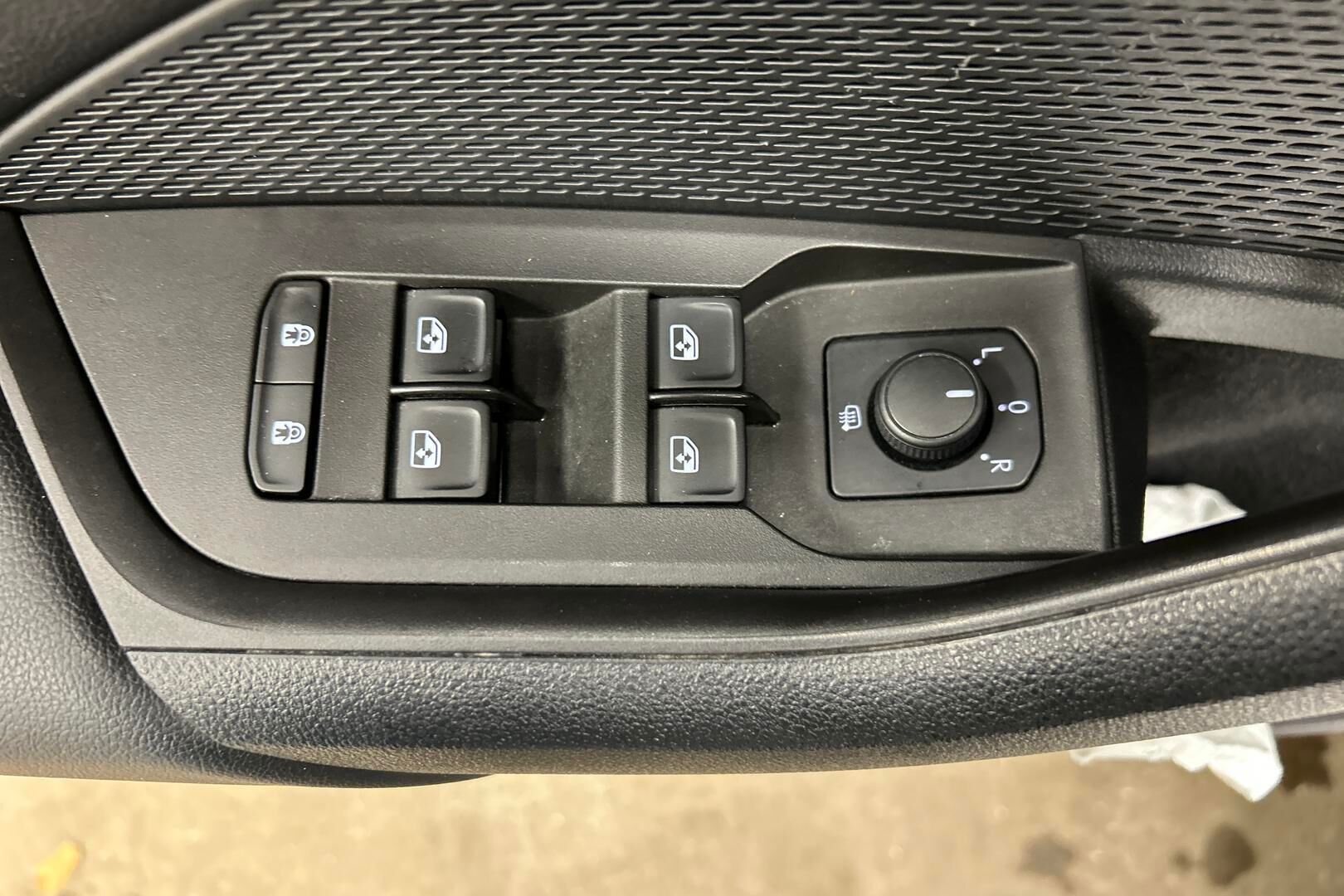 Skoda Octavia iso kuva 20