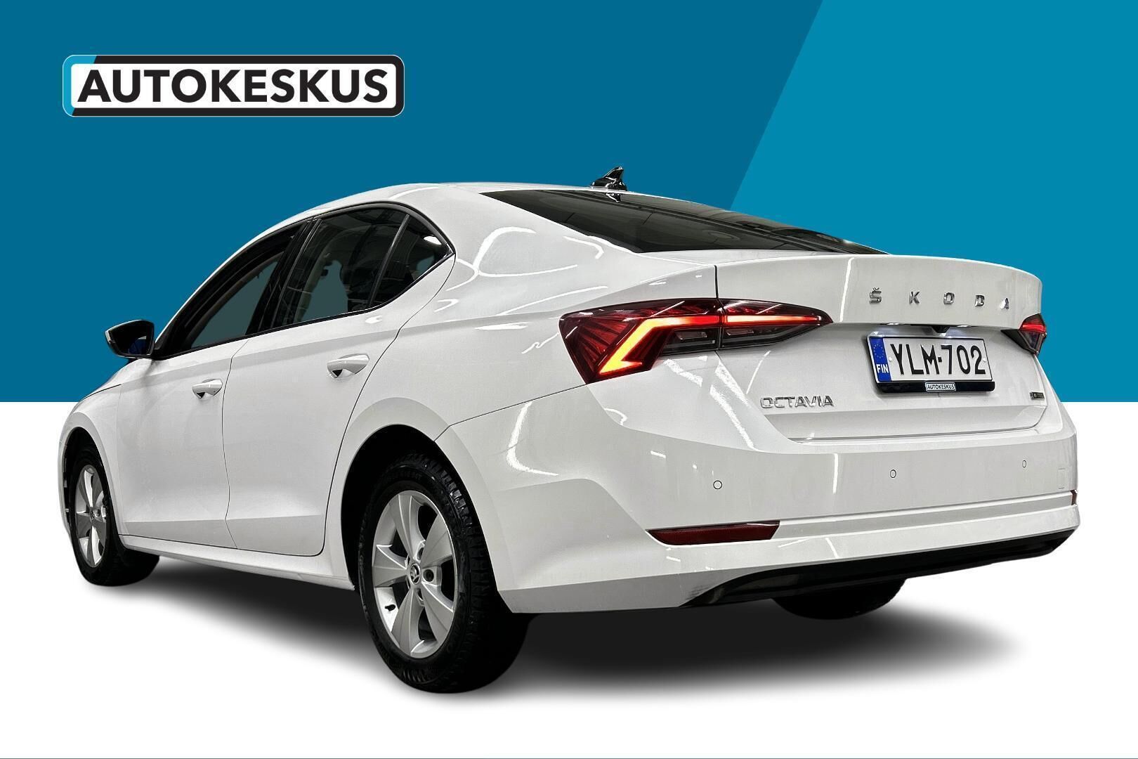 Skoda Octavia iso kuva 7