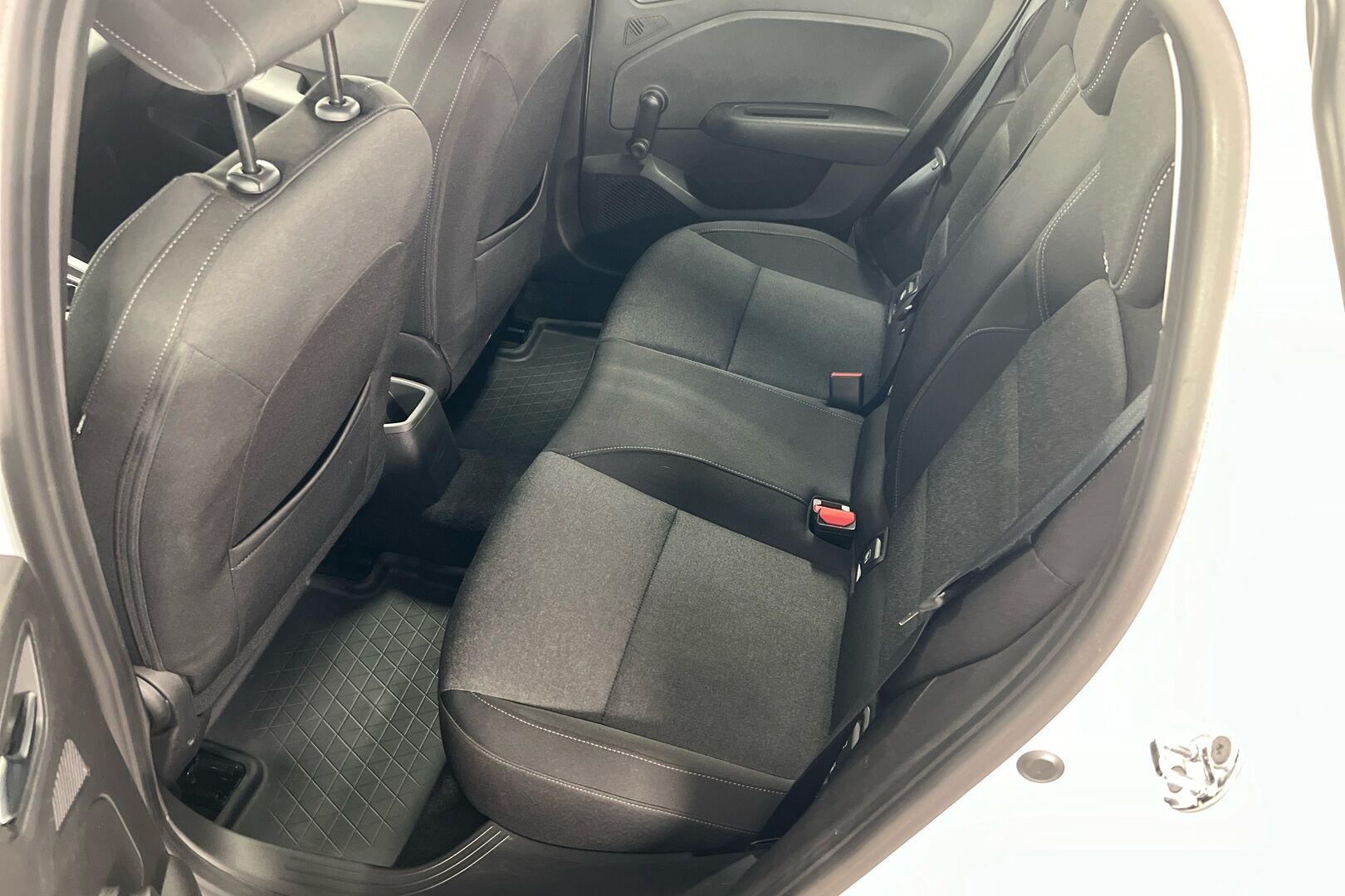 Renault Clio iso kuva 8