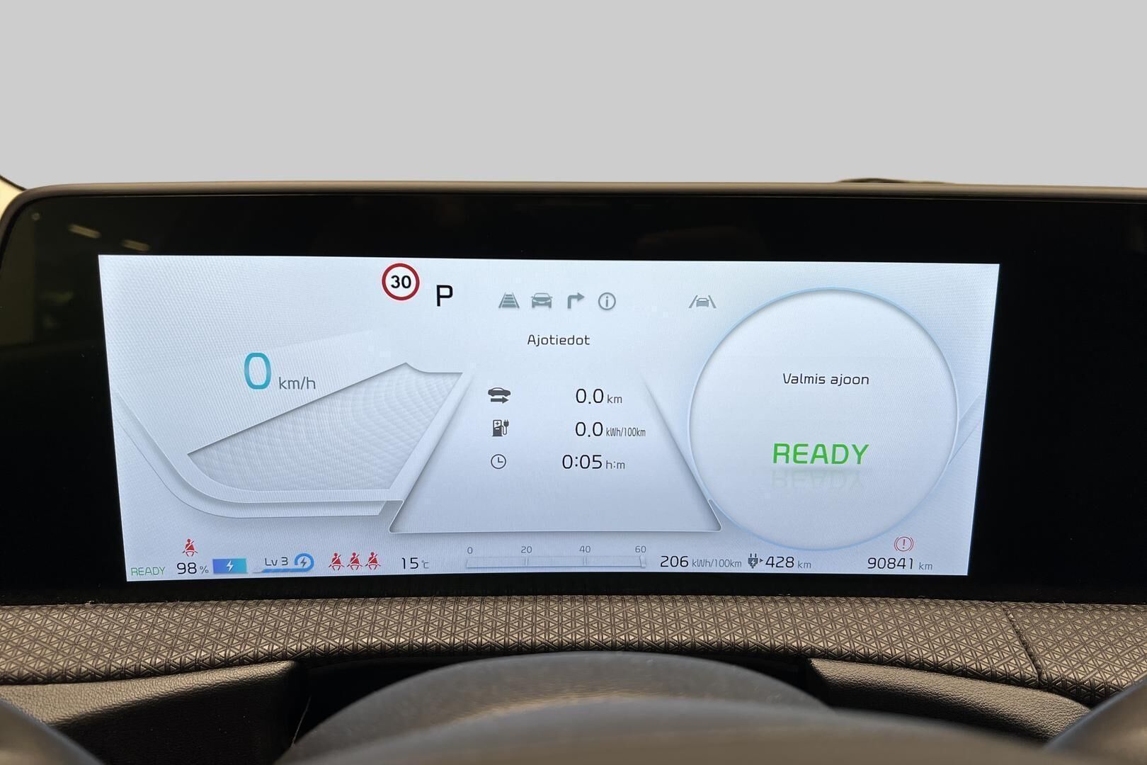 Kia EV6 iso kuva 5