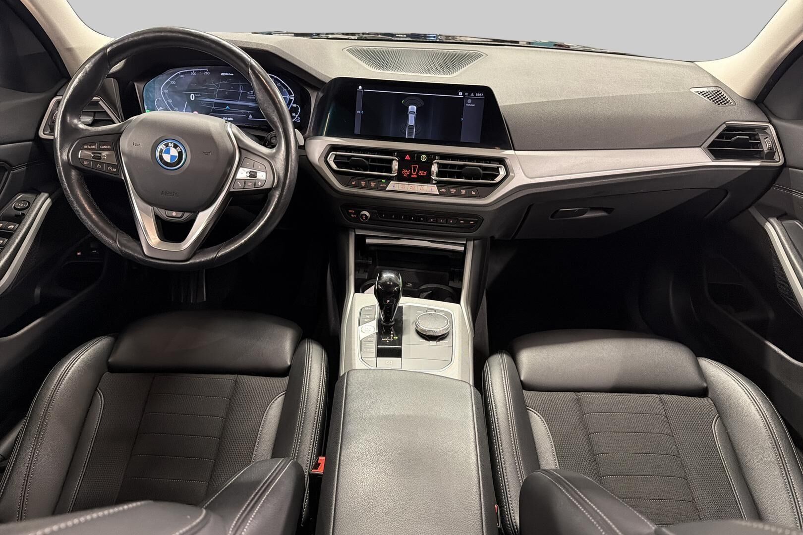 BMW 3-sarja iso kuva 10