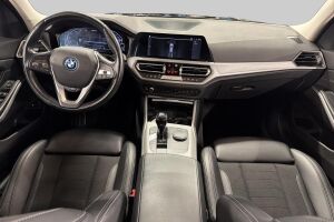 BMW 3-sarja esikatselu 10