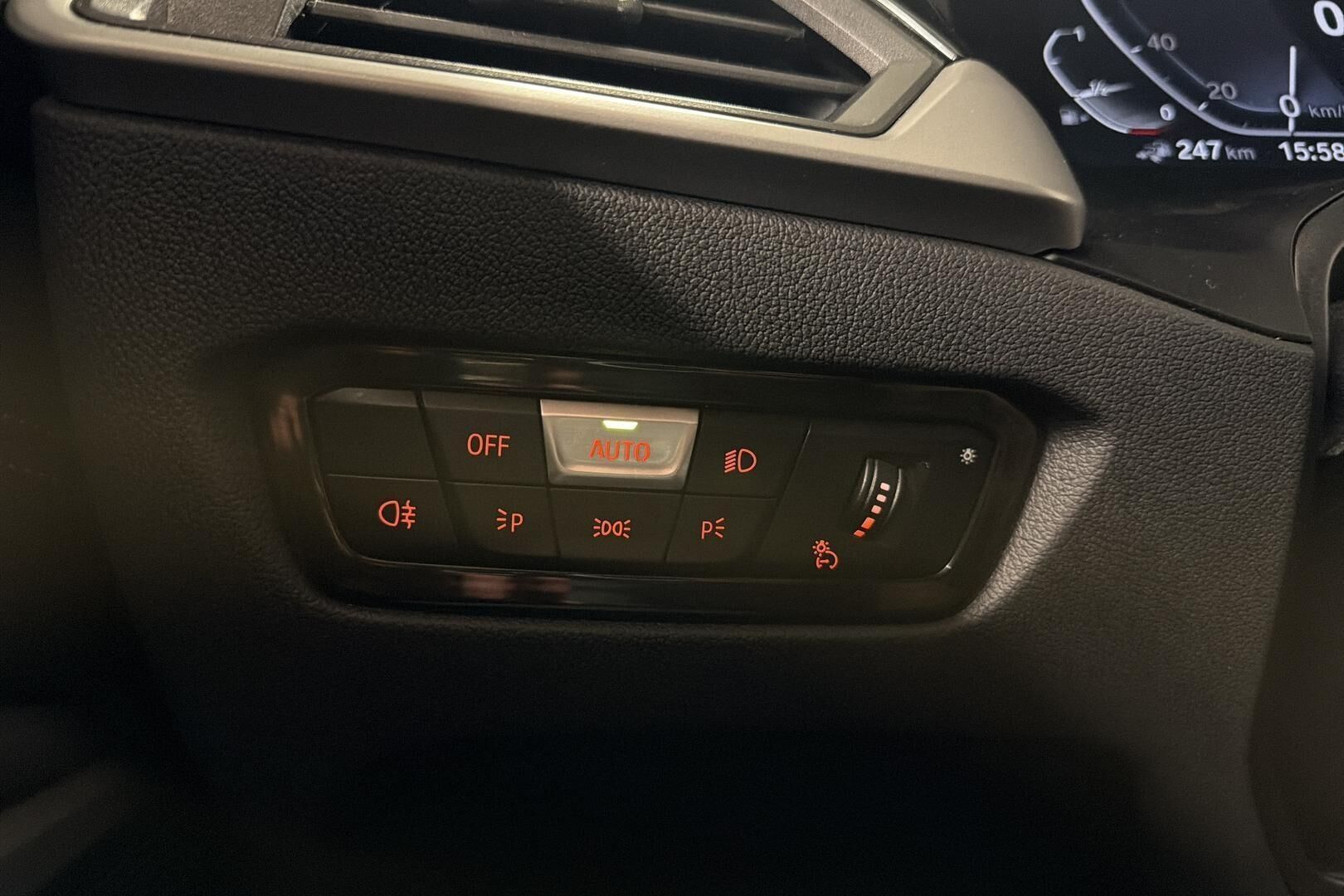 BMW 3-sarja iso kuva 20