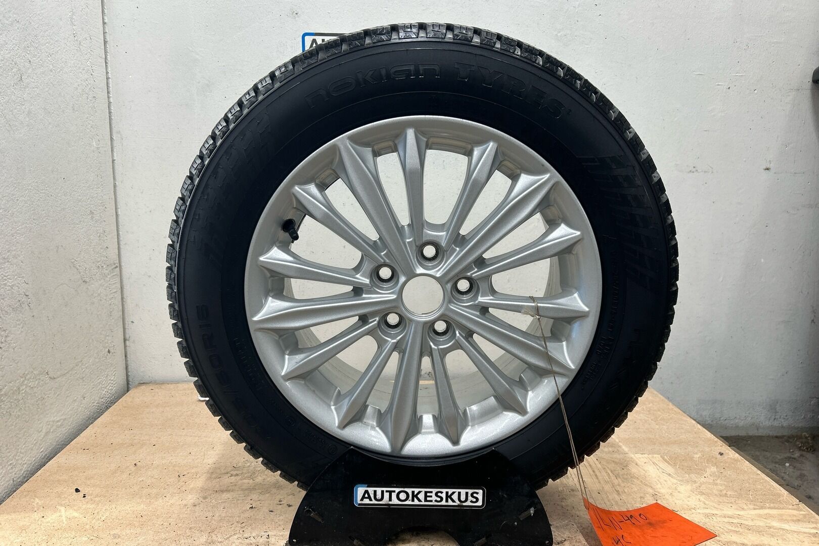 Ford Focus iso kuva 10
