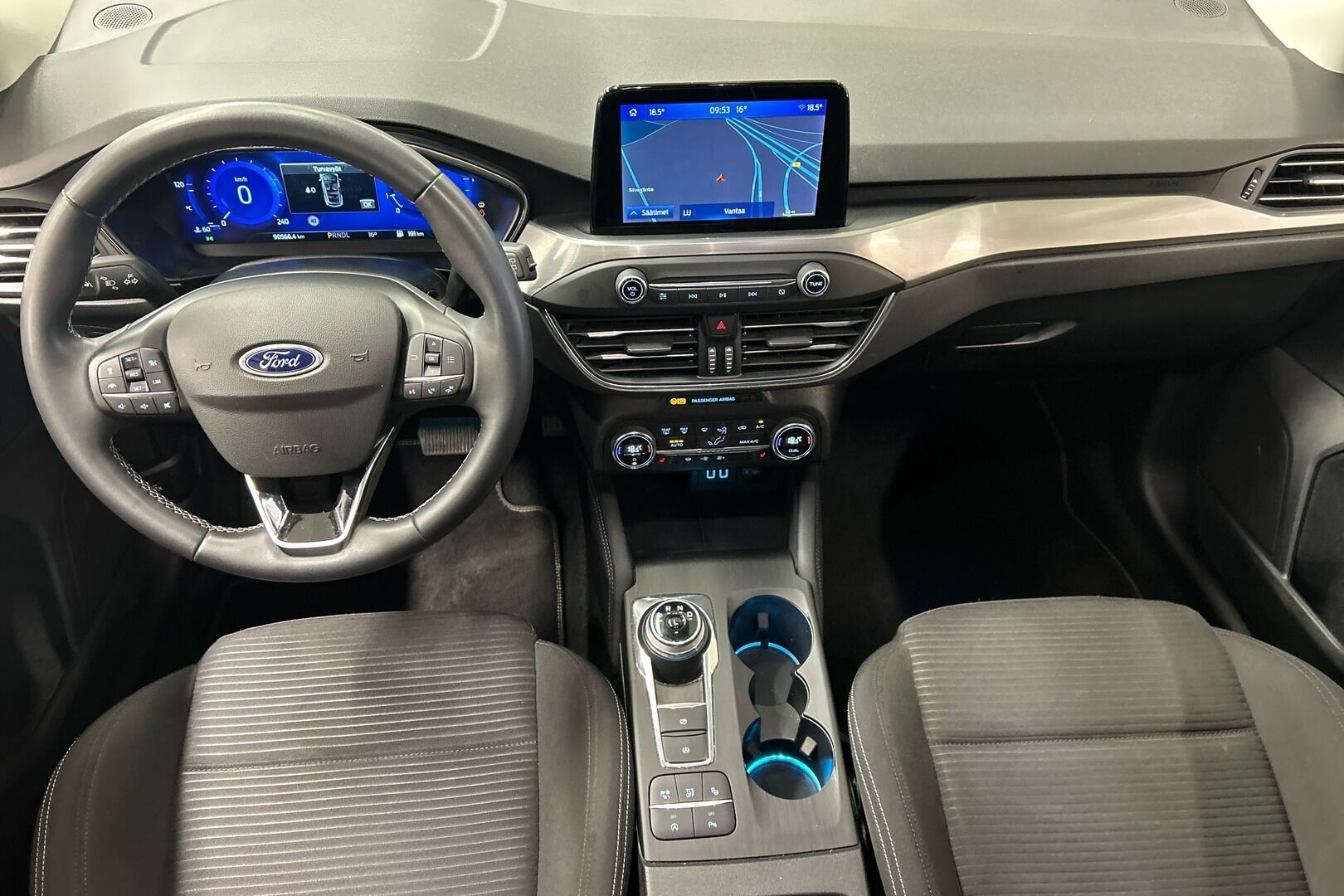 Ford Focus iso kuva 6