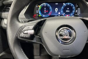 Skoda Octavia esikatselu 30