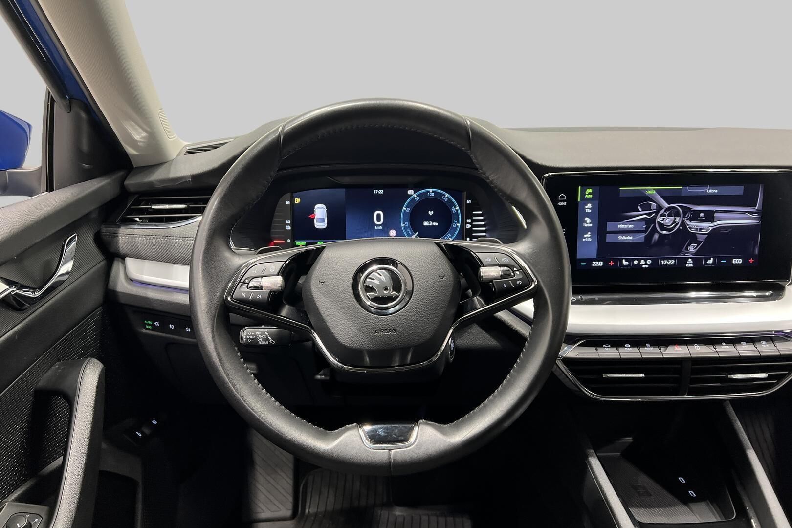 Skoda Octavia iso kuva 37