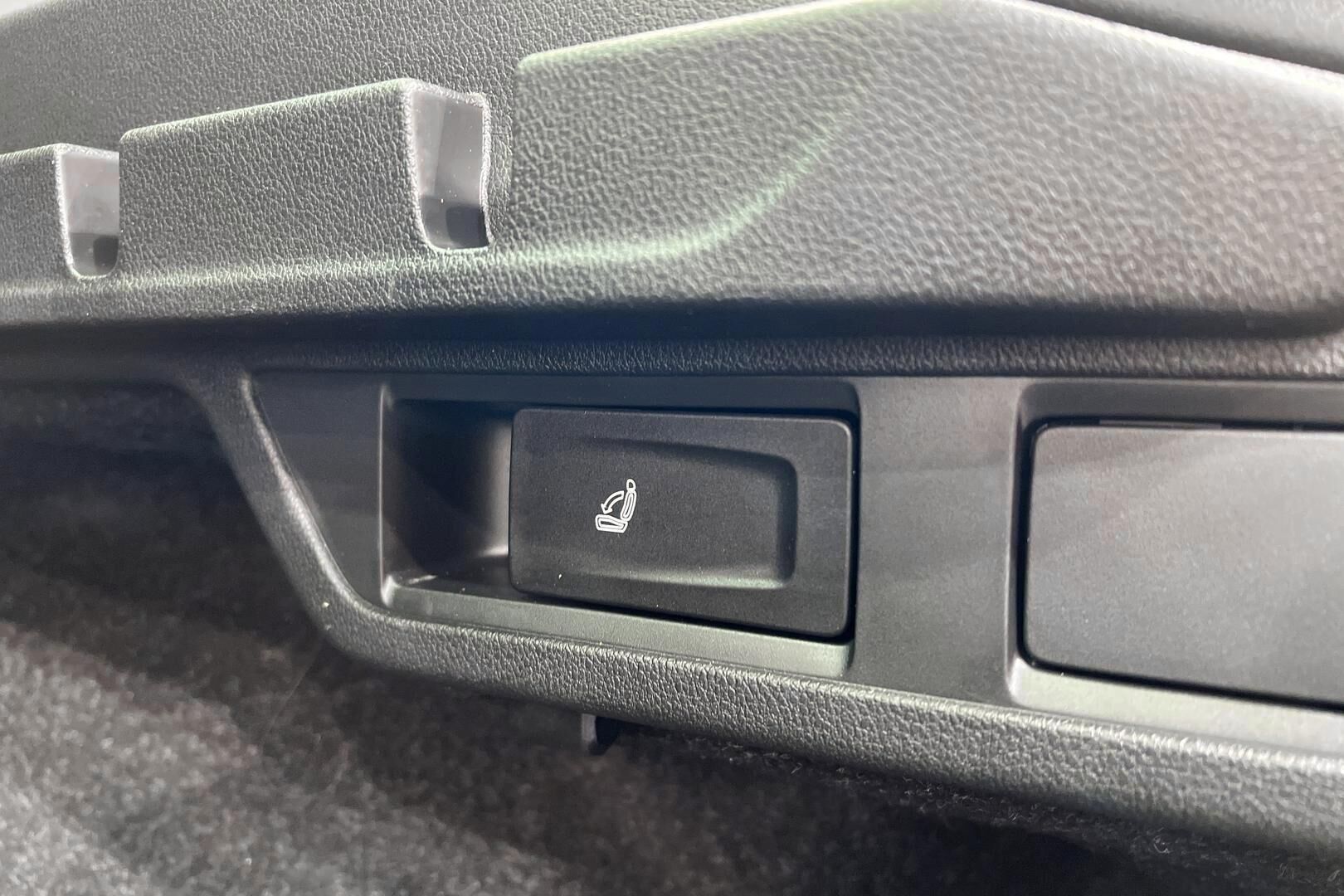 Skoda Octavia iso kuva 39