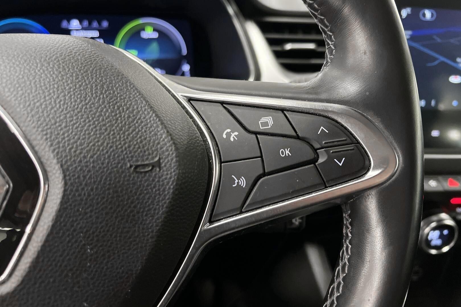 Renault Captur iso kuva 18