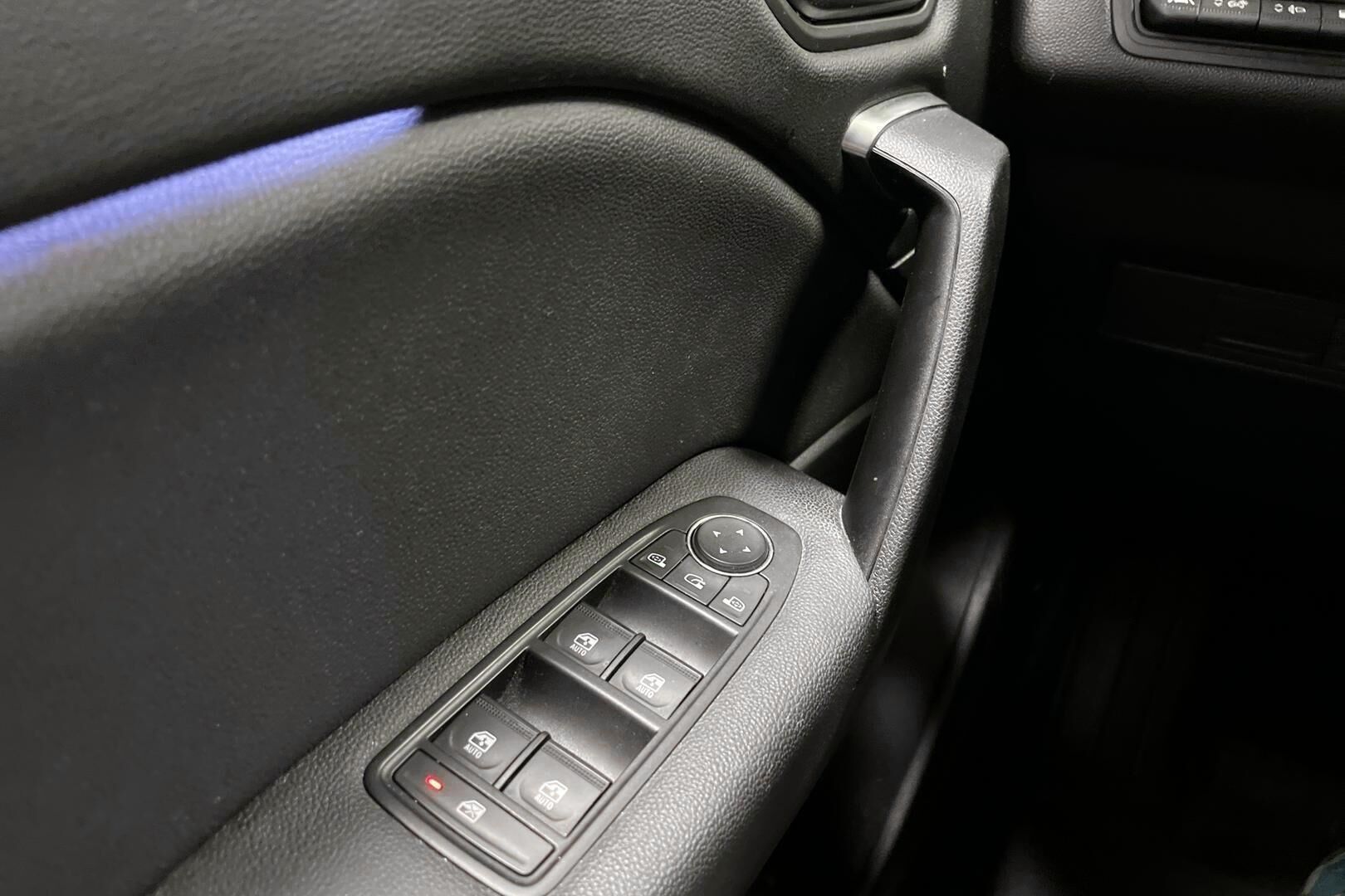 Renault Captur iso kuva 20