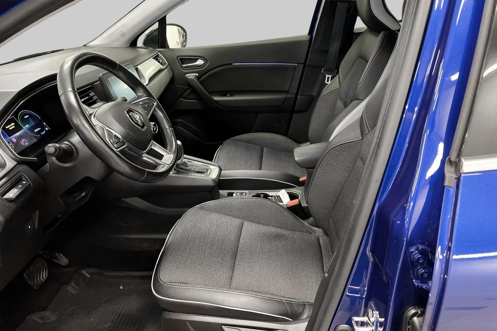 Renault Captur iso kuva 9