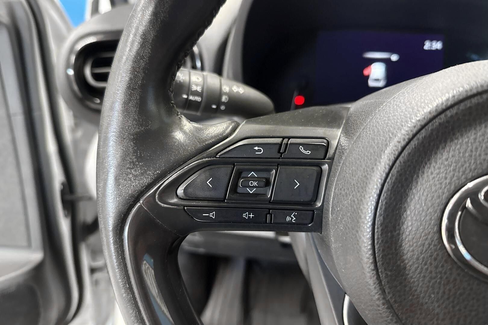 Toyota Yaris Cross iso kuva 10