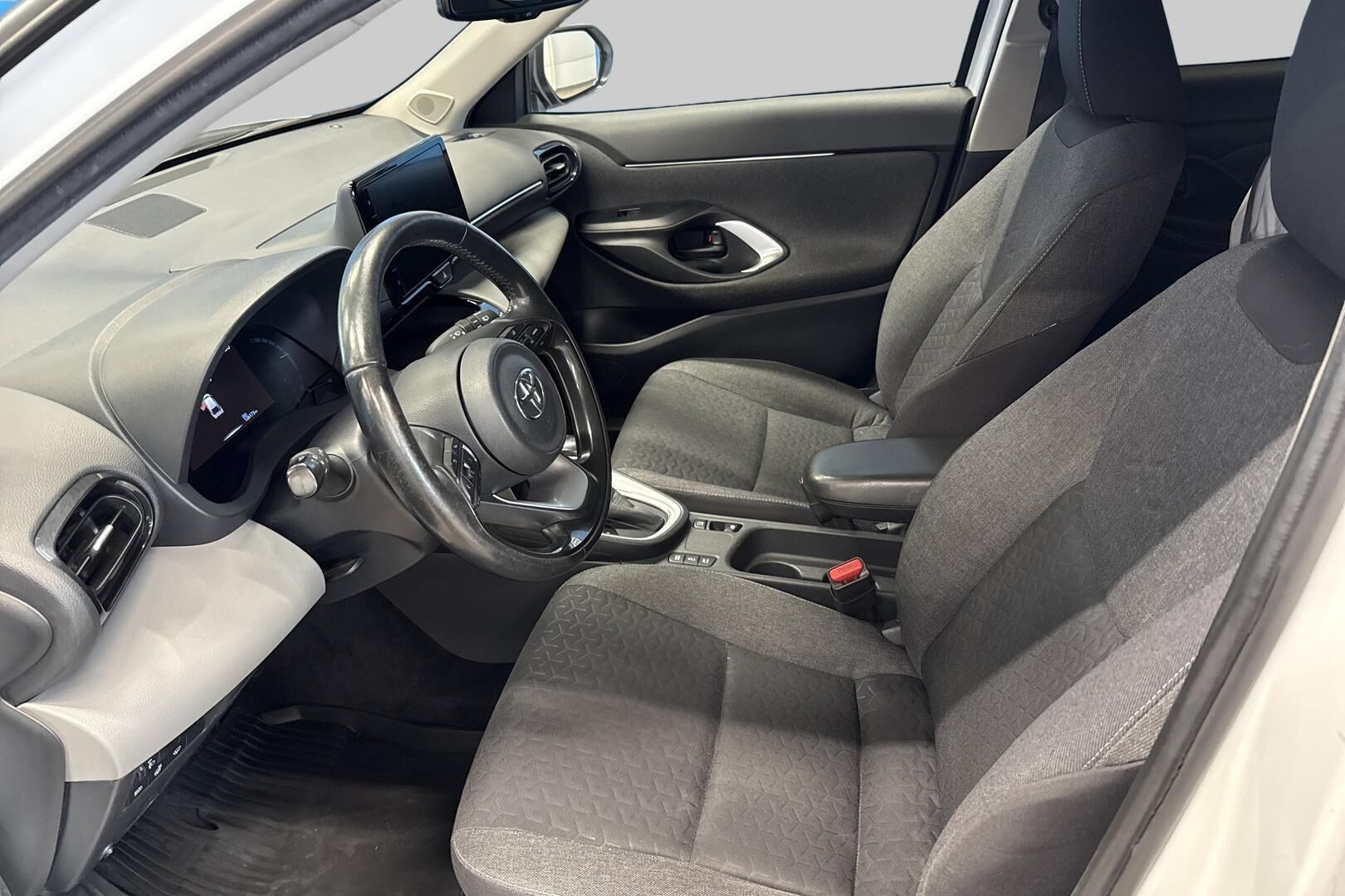 Toyota Yaris Cross iso kuva 18