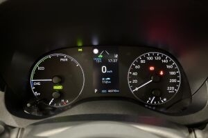 Toyota Yaris esikatselu 13