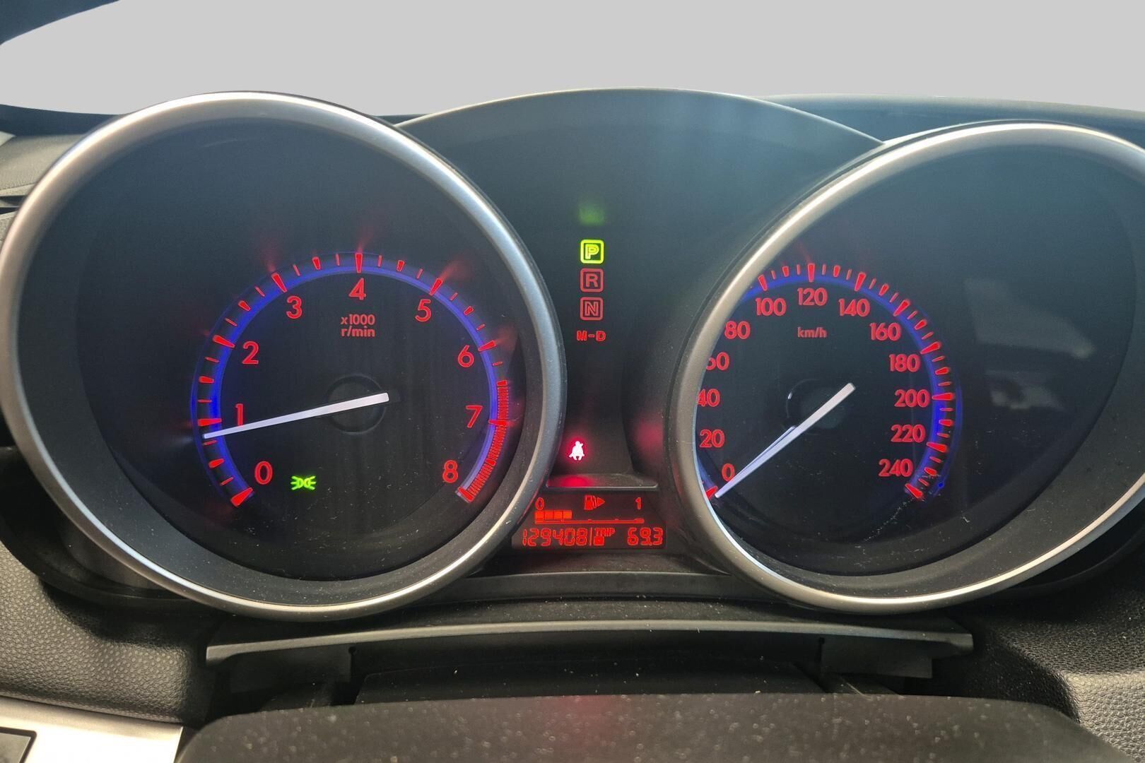 Mazda Mazda3 iso kuva 14