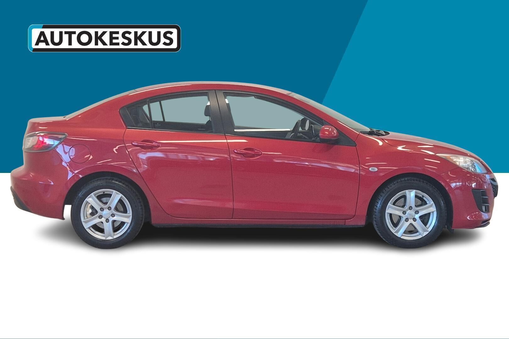 Mazda Mazda3 iso kuva 4