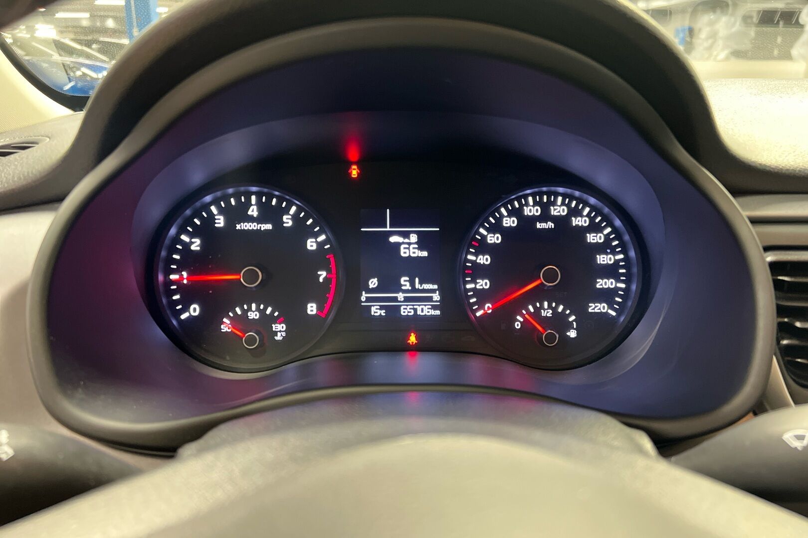 Kia Rio iso kuva 10