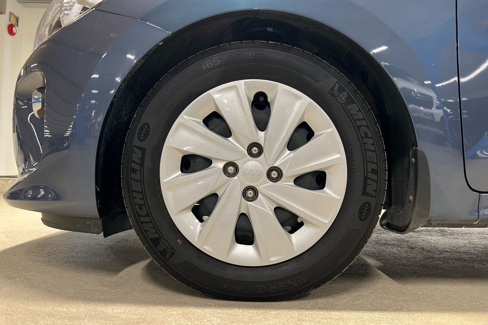 Kia Rio iso kuva 17