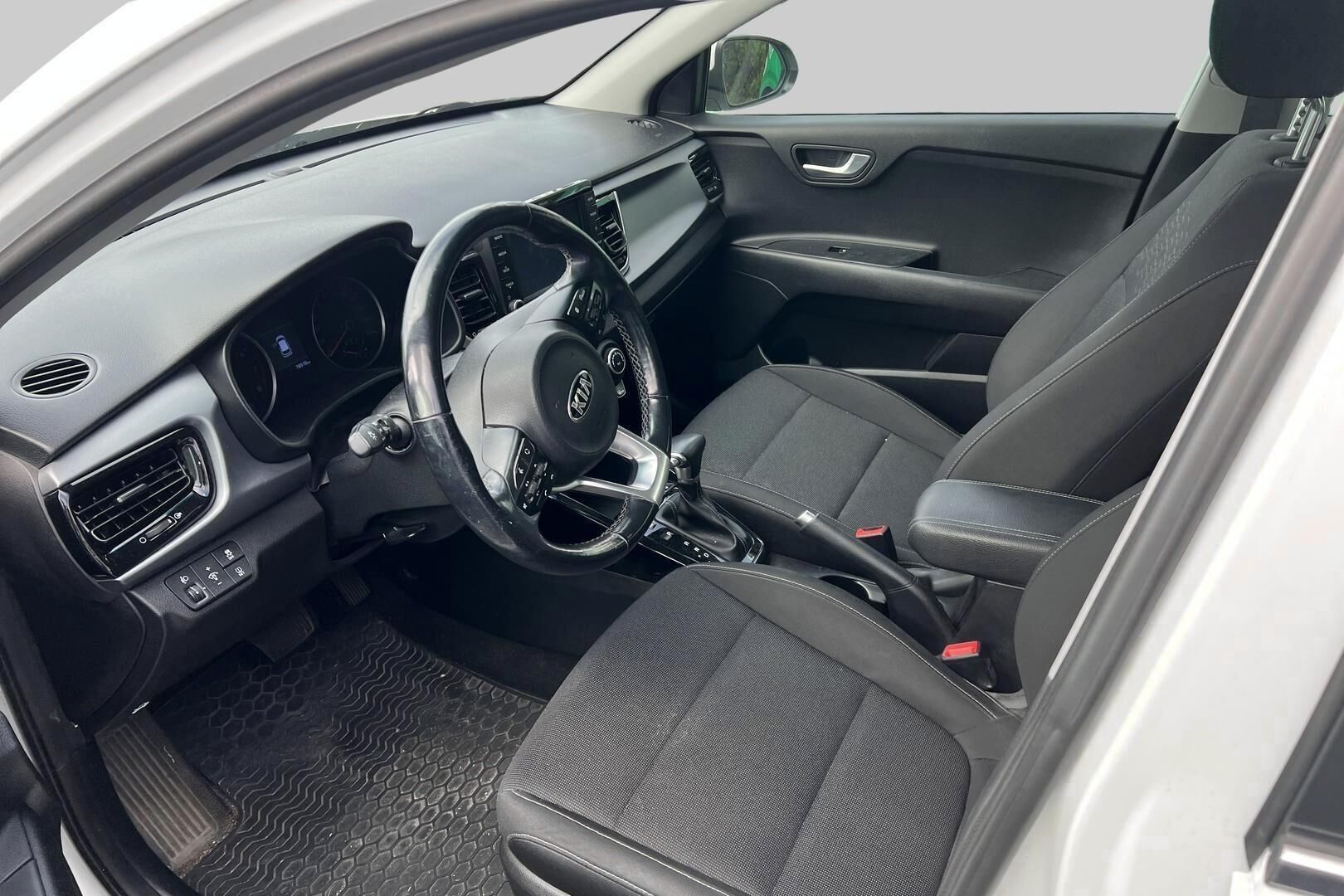 Kia Rio iso kuva 2