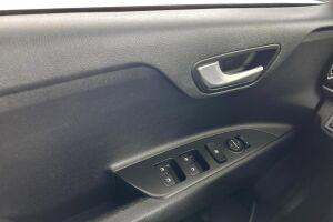 Kia Rio esikatselu 12