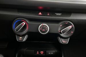 Kia Rio esikatselu 26