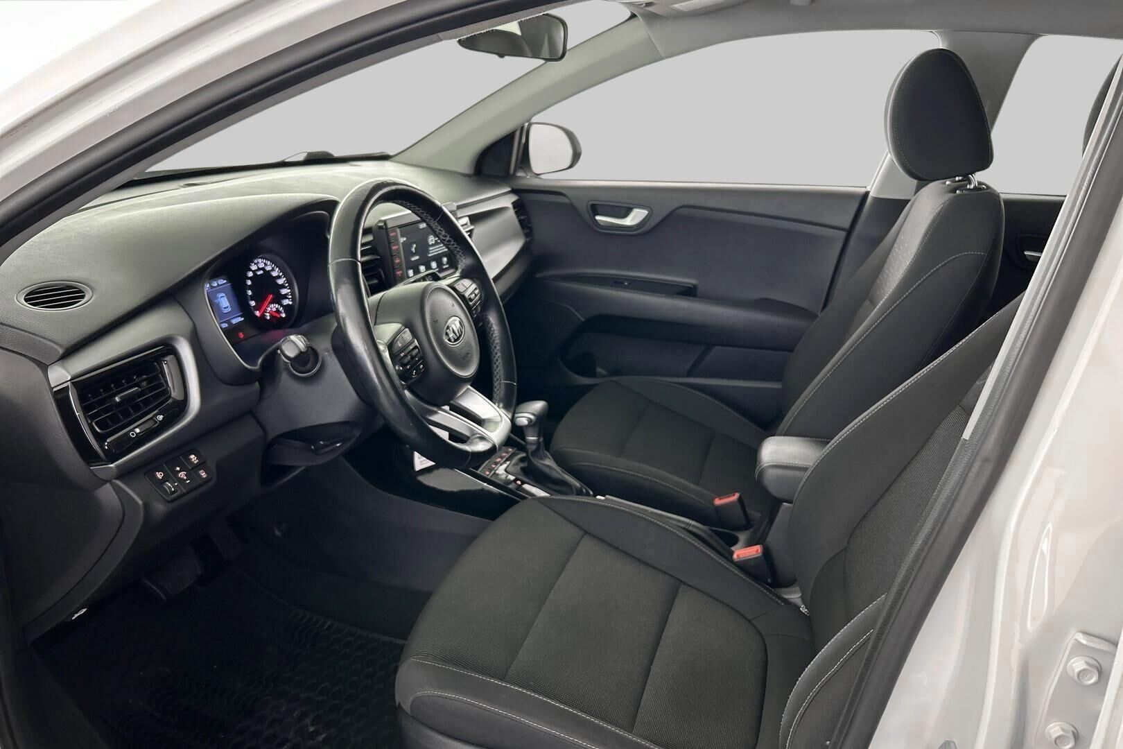 Kia Rio iso kuva 7