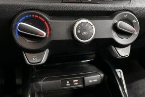 Kia Rio esikatselu 17