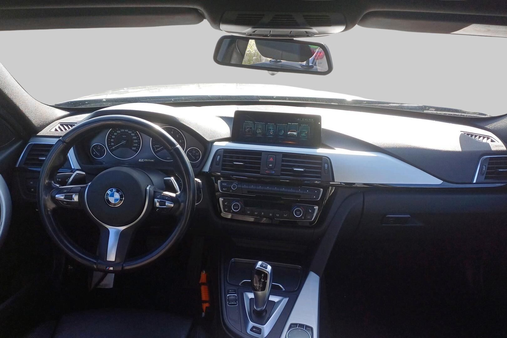 BMW 3-sarja iso kuva 2