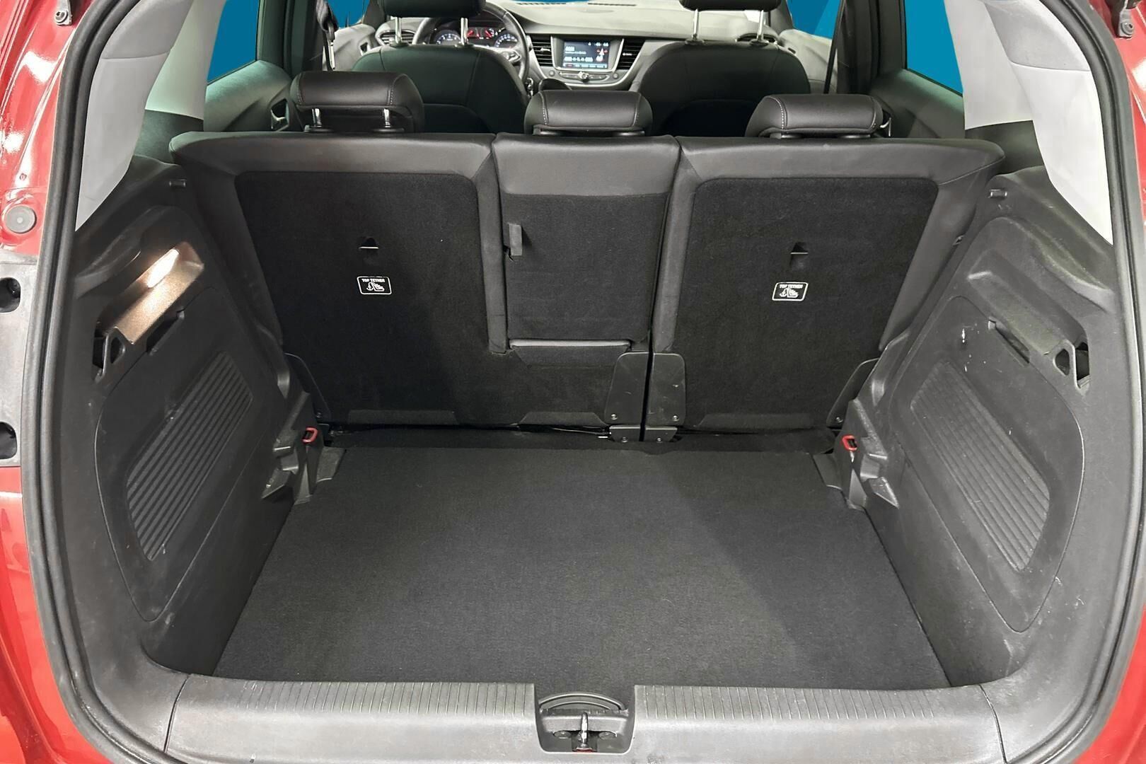 Opel Crossland X iso kuva 12