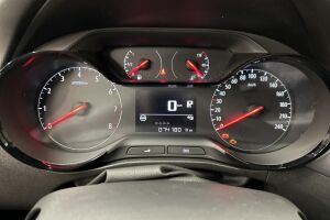 Opel Crossland X esikatselu 14