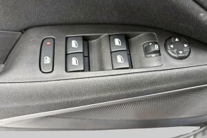 Opel Crossland X esikatselu 21