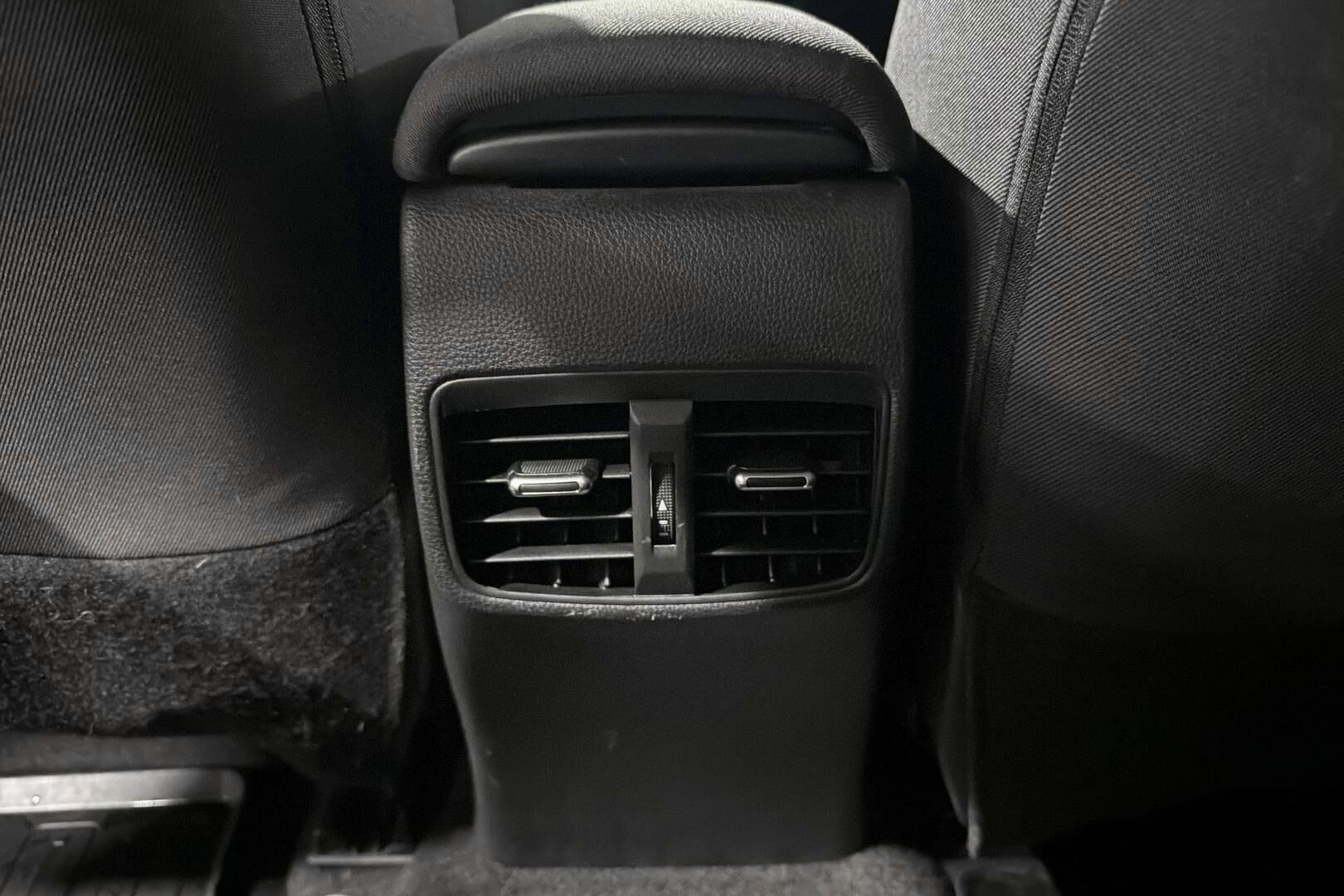 Toyota Corolla iso kuva 34