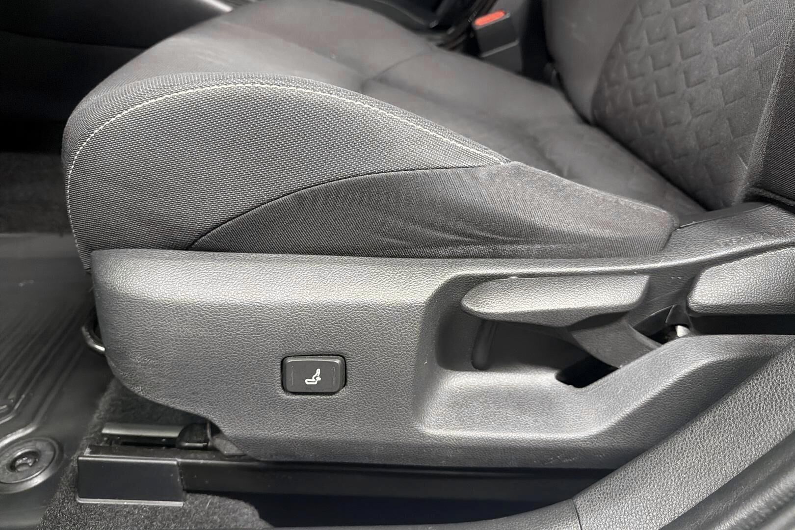 Toyota Corolla iso kuva 13