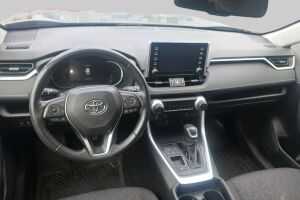 Toyota RAV4 esikatselu 1