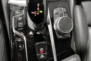 BMW 5-sarja esikatselu 25